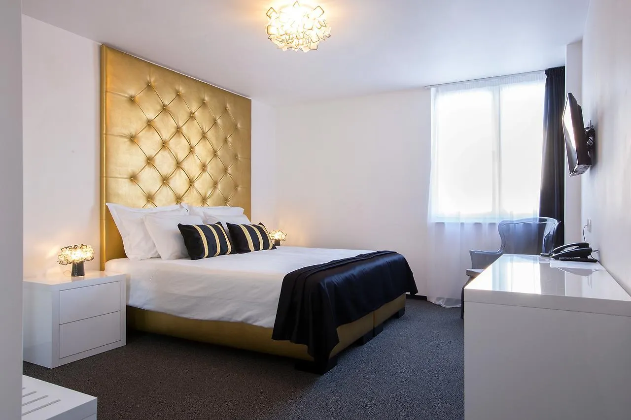 **** לינה וארוחת בוקר ספליט B Gold Luxury Rooms B&B קרואטיה